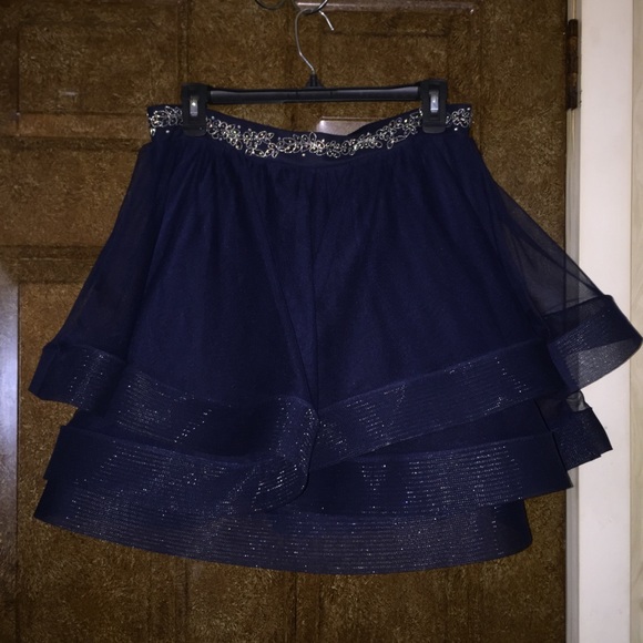 2-Piece Homecoming Dress - Picture 5 of 6